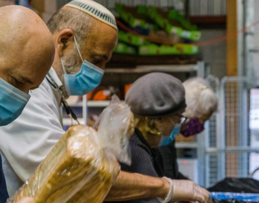 Jewish food bank during covid19