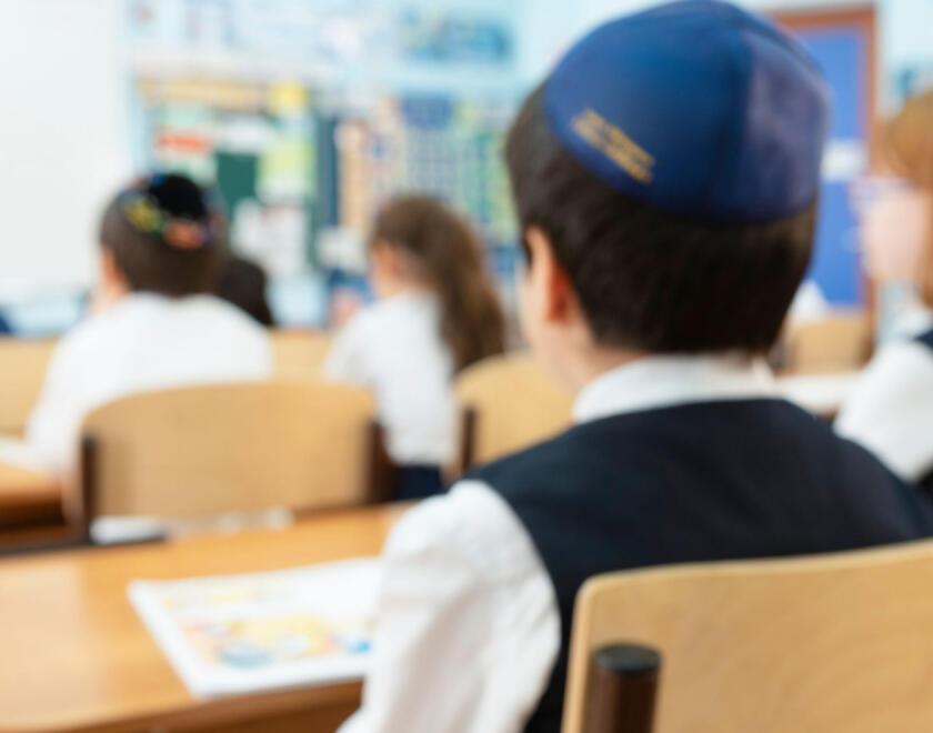 Jewish children in class