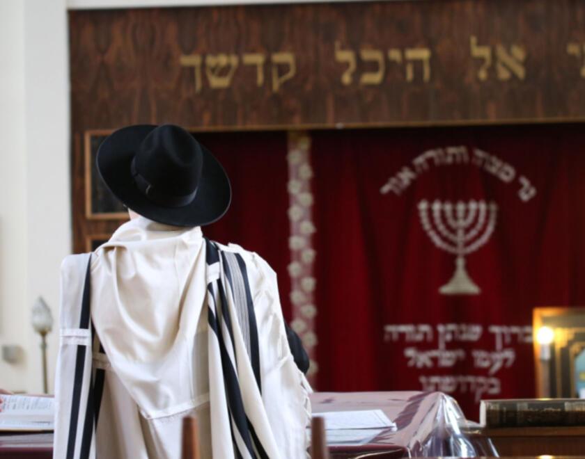 Jews in a Manchester synagogue