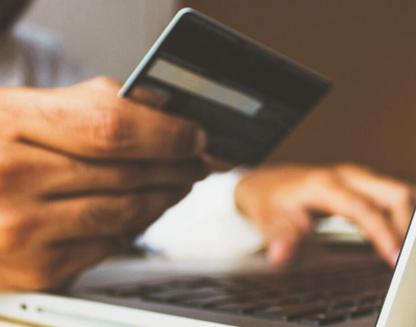 Man donating online